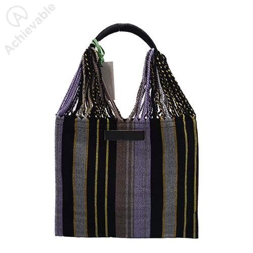 Hand making weave bag